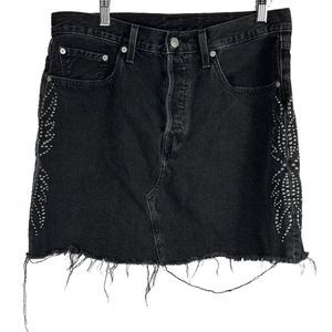 Levis High Rise Deconstructed Button Fly Skirt with Studded Accents | Size: 31